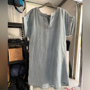 Vineyard Vines Dress - Girls size 5